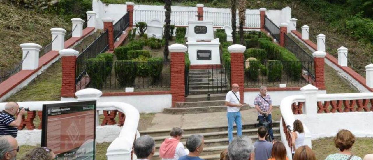 La tumba de Numa Guilhou, que fue recientemente restaurada.