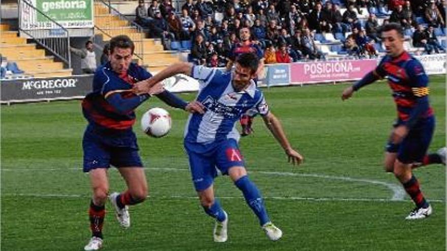 Els gironins van recollir en terres alacantines la quarta derrota en els últims sis partits.