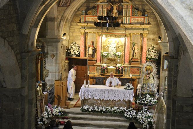 GALERÍA | Despedida de las hermanas en La Alcobilla