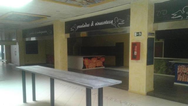 Galerías Avenidas tuvo un efímero mercado gastronómico.