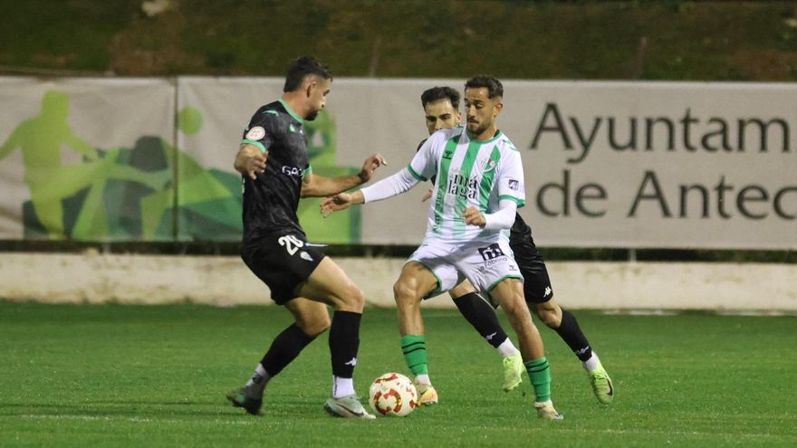 El Alcoyano acusa su poca pegada ante un Antequera intratable