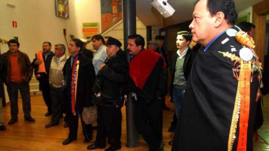 Un grupo de mexicanos visitando las instalaciones de una bodega en O Salnés.  // Iñaki Abella