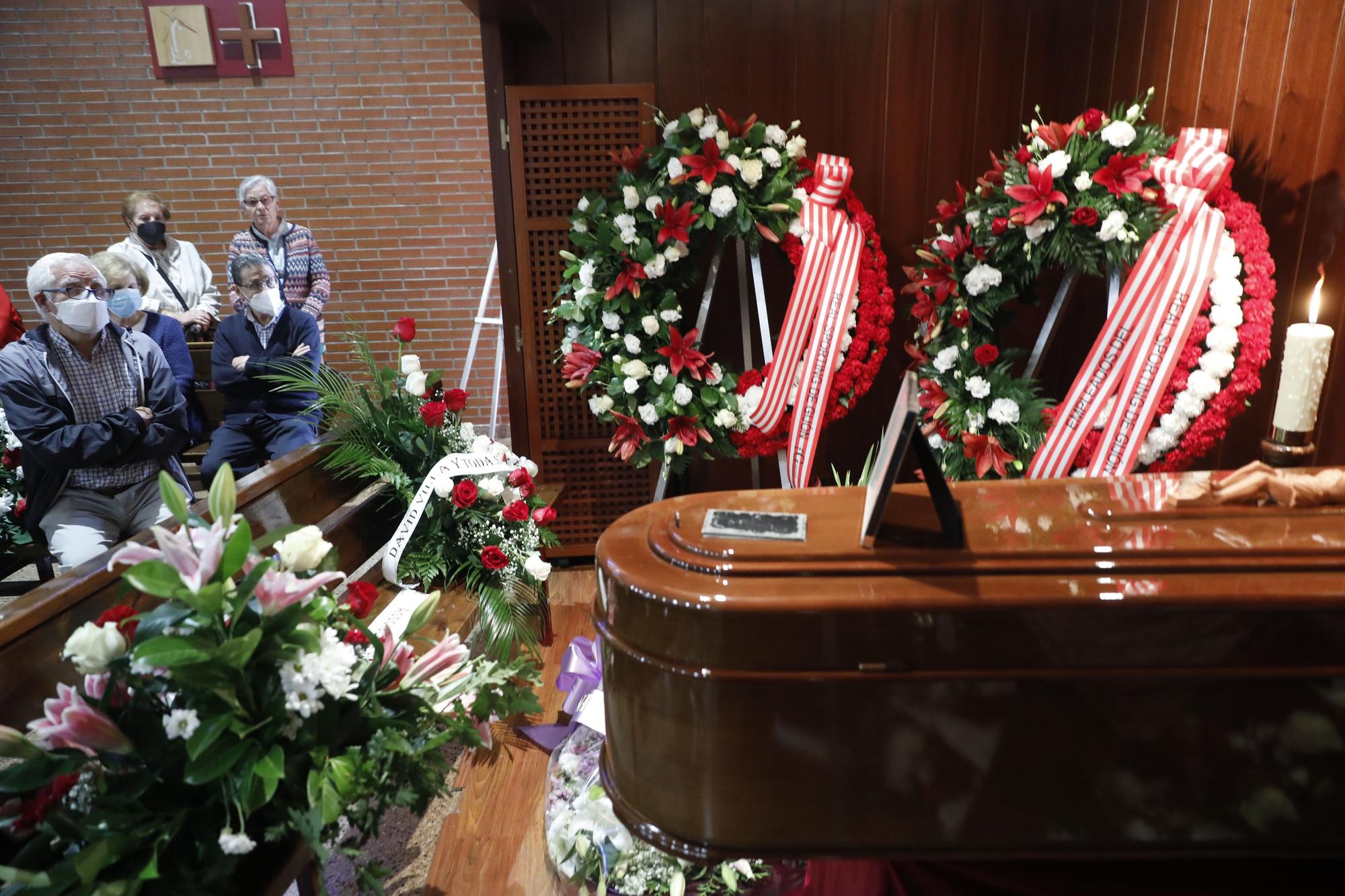 Capilla ardiente de Fernando Fueyo en Gijón