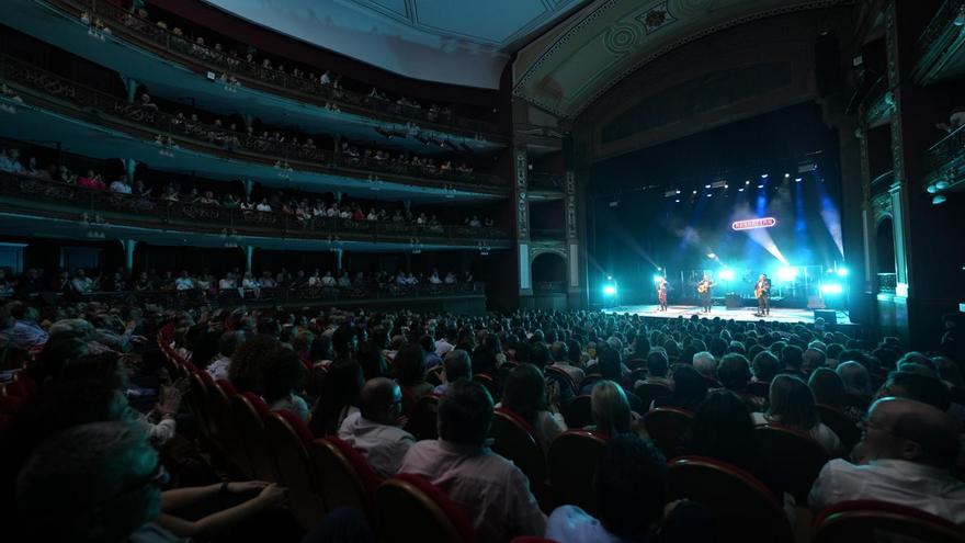 Café Quijano repasa en el Gran Teatro 25 años de éxitos