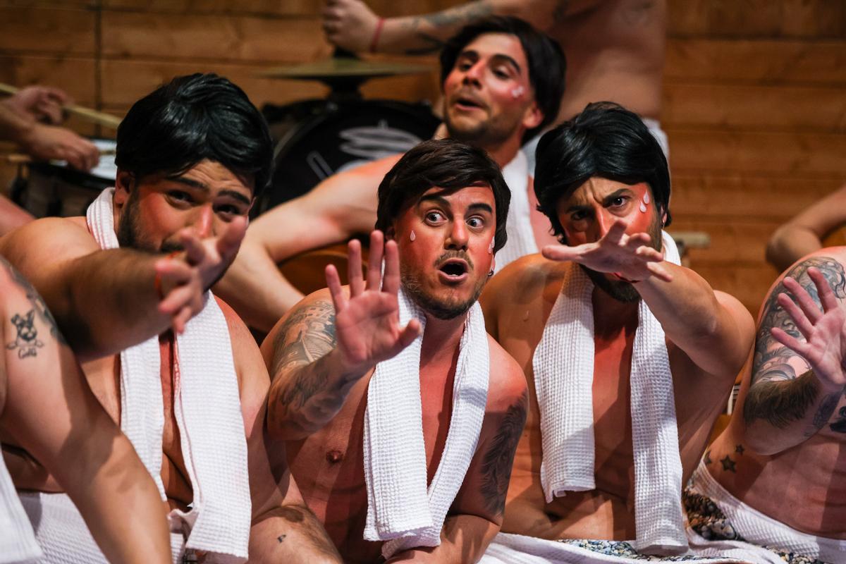 La murga de Roquetas 'Los ahumaos', en la segunda preliminar del COAC 2026 del Carnaval