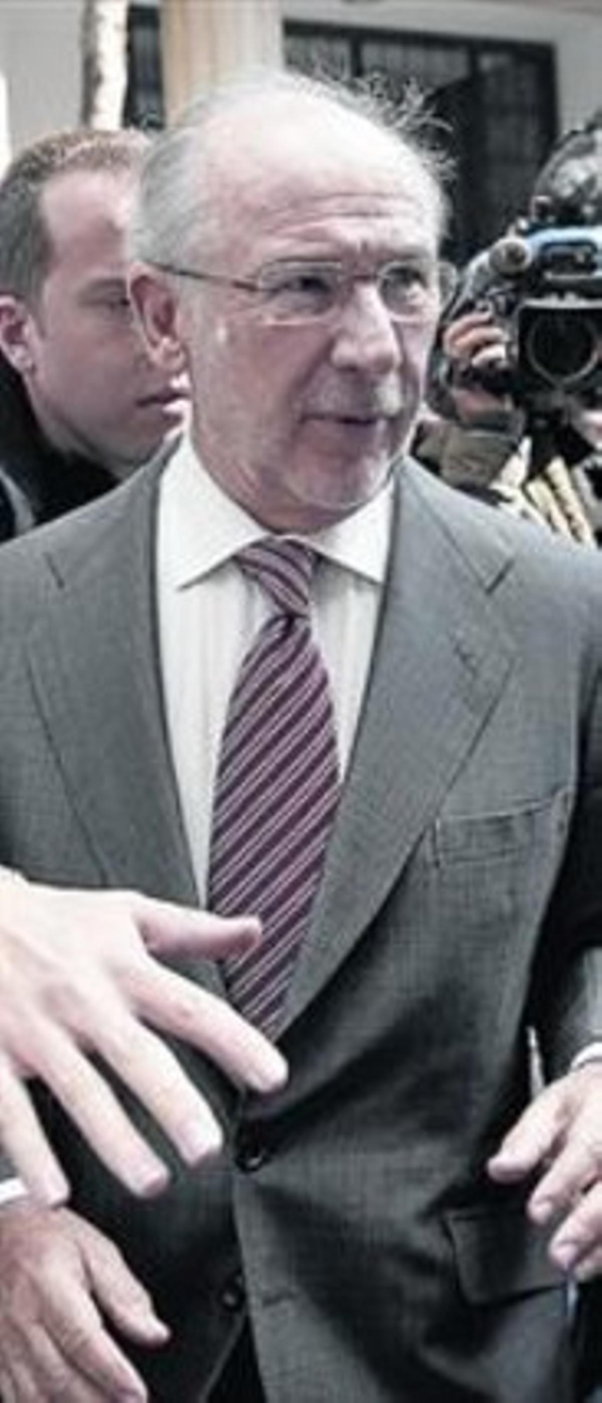 Rato surt de casa seva. Rato surt de casa seva.