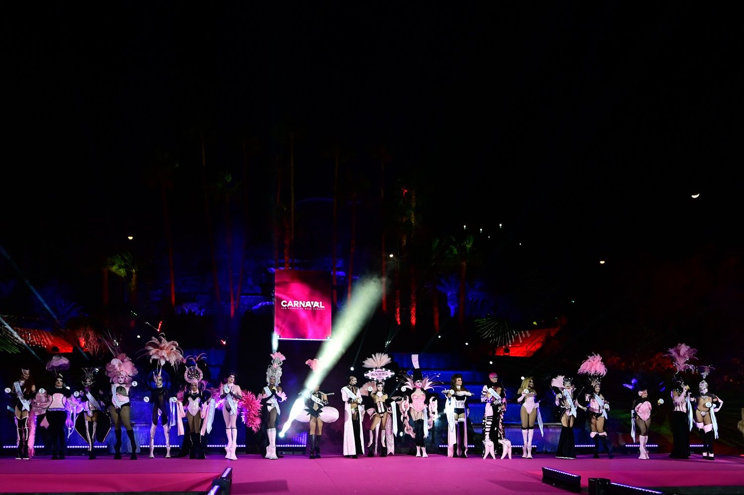 Gala de presentación los 54 aspirantes al Trono Infantil, Gran Dama, Reina Adulta y Drag Queen