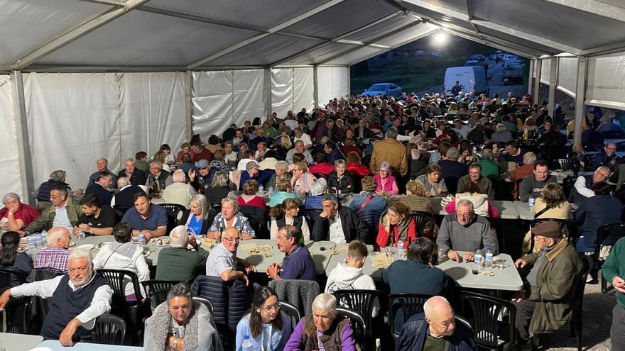 Repartidos 3.000 kilos en un mes de Festa da Troita en todos los núcleos de Ponte Caldelas