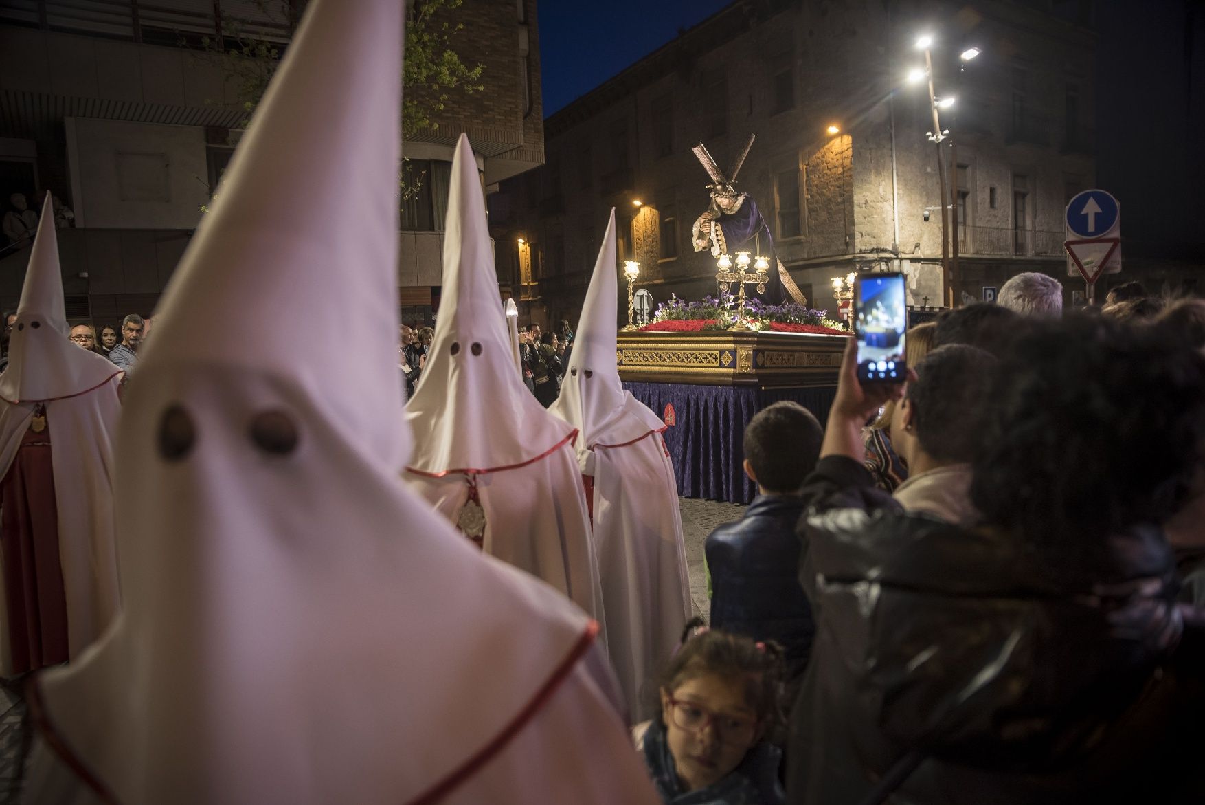 Les millors imatges de la processó de Divendres Sant de Manresa