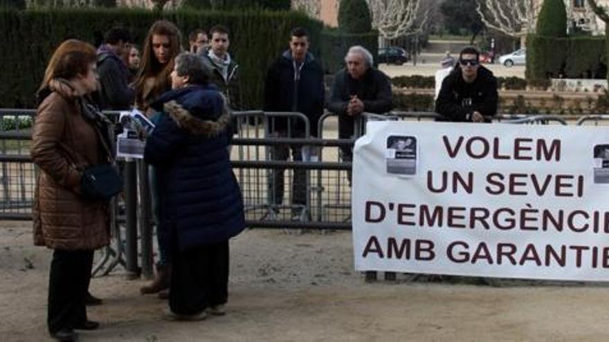 Familiars i amics de les víctimes s&#039;han manifestat davant del Parlament.