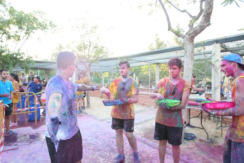Ceutí se llena de colores con la Holi Day Party (2