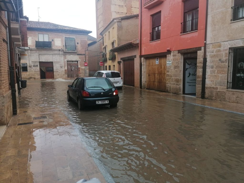 Tromba de agua en Toro