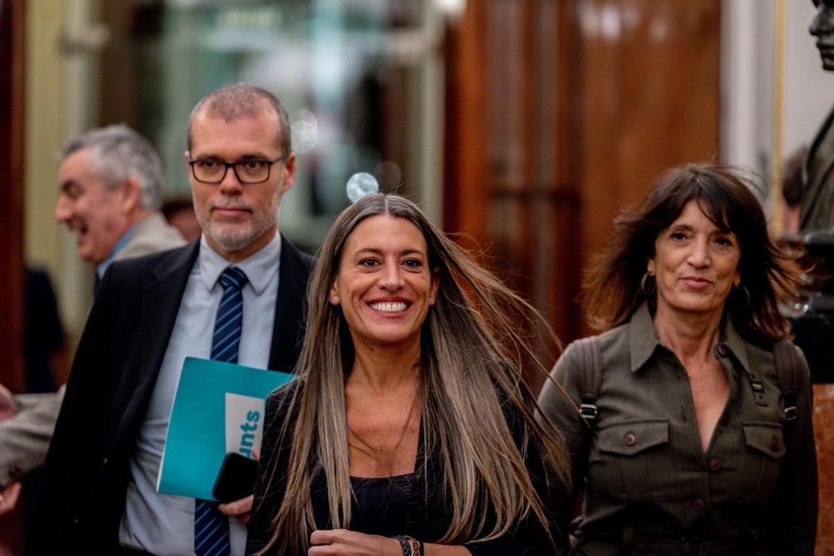 Junts i el PSOE acorden que Catalunya assumeixi la gestió dels secretaris i interventors municipals Junts i el PSOE acorden que Catalunya assumeixi la gestió dels secretaris i interventors municipals