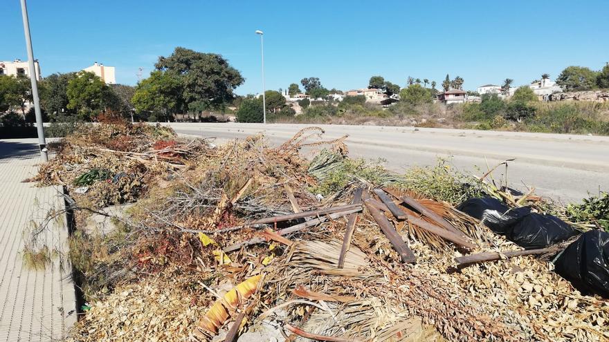 Las podas inundan Orihuela Costa