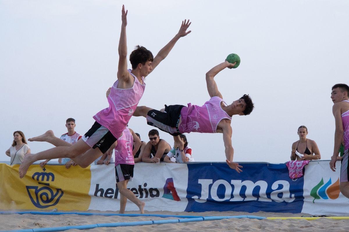 Club Balonmano Playa Alcalá durante un partido