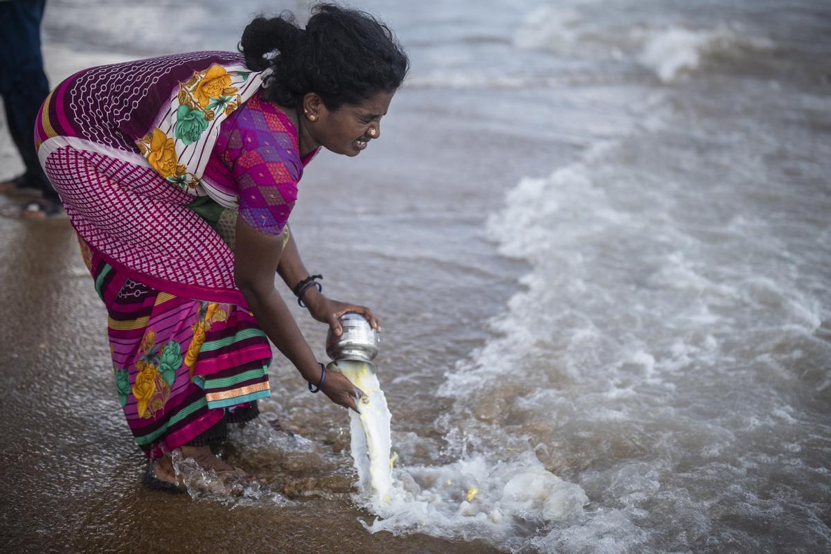 Plegarias en Chennai (Índia) en homenaje a las víctimas del tsunami del 2004 en el Índico