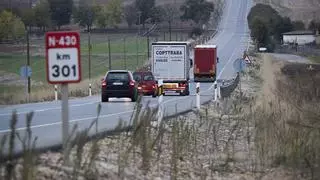 Fallece un matrimonio en la N-430 y los muertos en carretera superan los de 2024