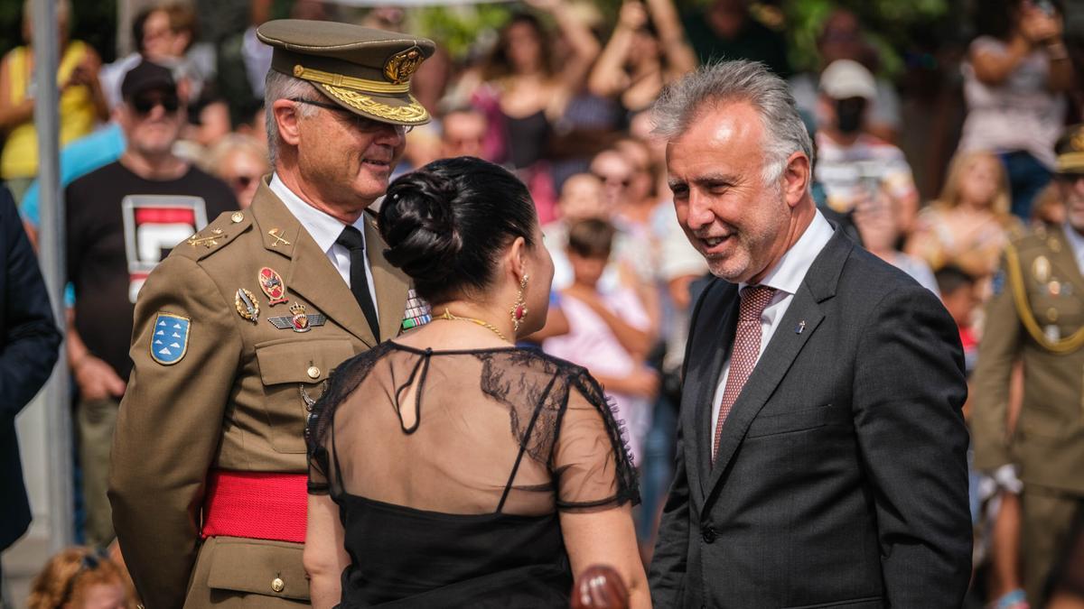 El presidente del Gobierno canario, Ángel Víctor Torres, a su llegada hoy a Candelaria.