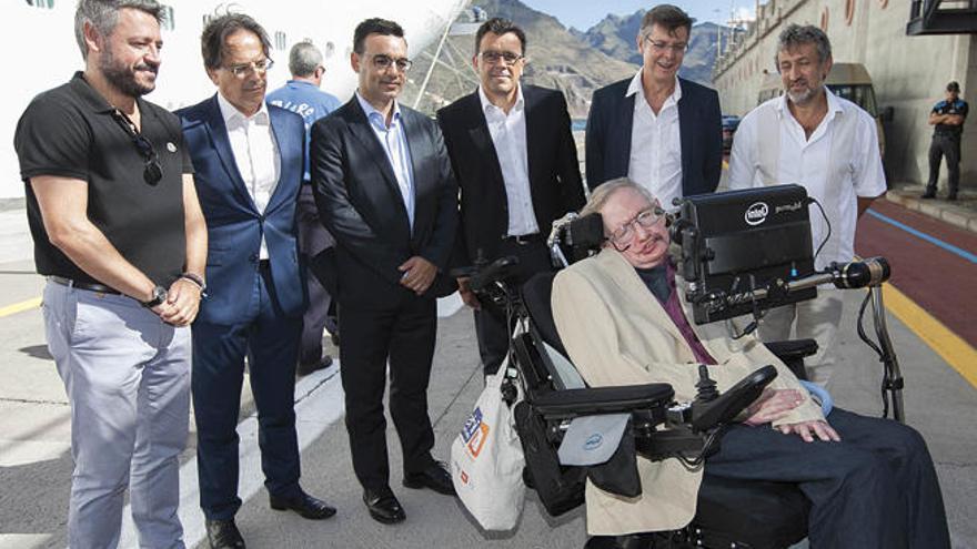 Hawking llega a Tenerife