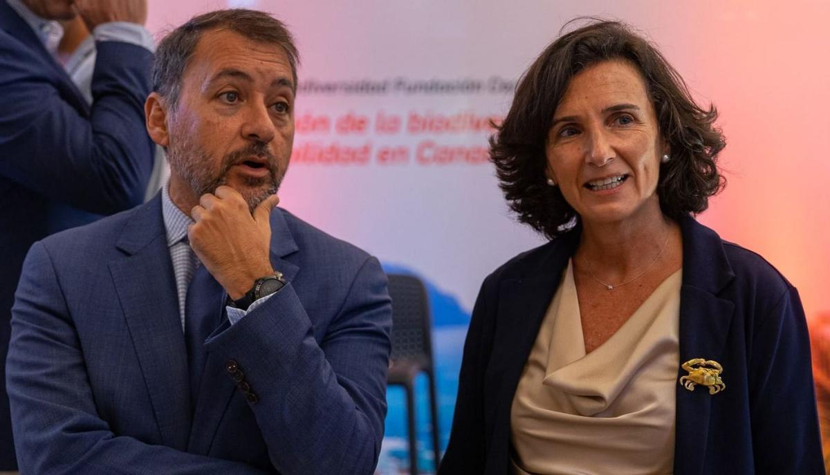 Teresa Mañueco con José Manuel Bermúdez durante el acto. ed