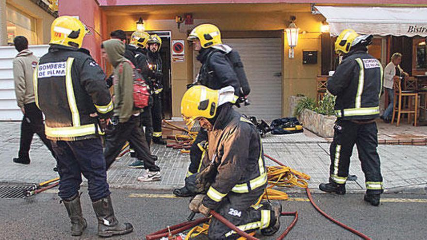 Feuerwehrleute im Einsatz