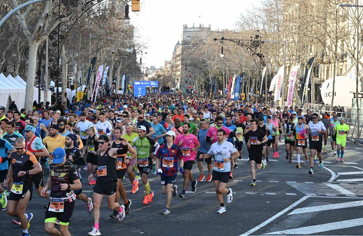 ¿Has participado en la Marató de Barcelona 2024? ¡Búscate en las fotos¡