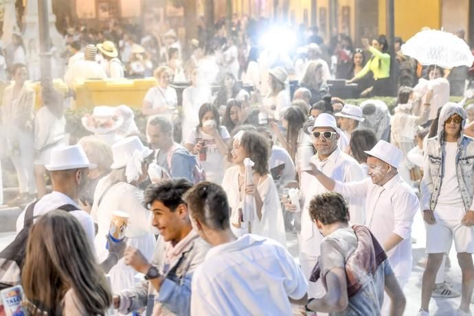 LAS PALMAS DE GRAN CANARIA  04-03-19  LAS PALMAS DE GRAN CANARIA. CARNAVAL 2019 LAS PALMAS DE GRAN CANARIA. Carnaval tradicional LPGC 2019. Polvos. FOTOS: JUAN CASTRO