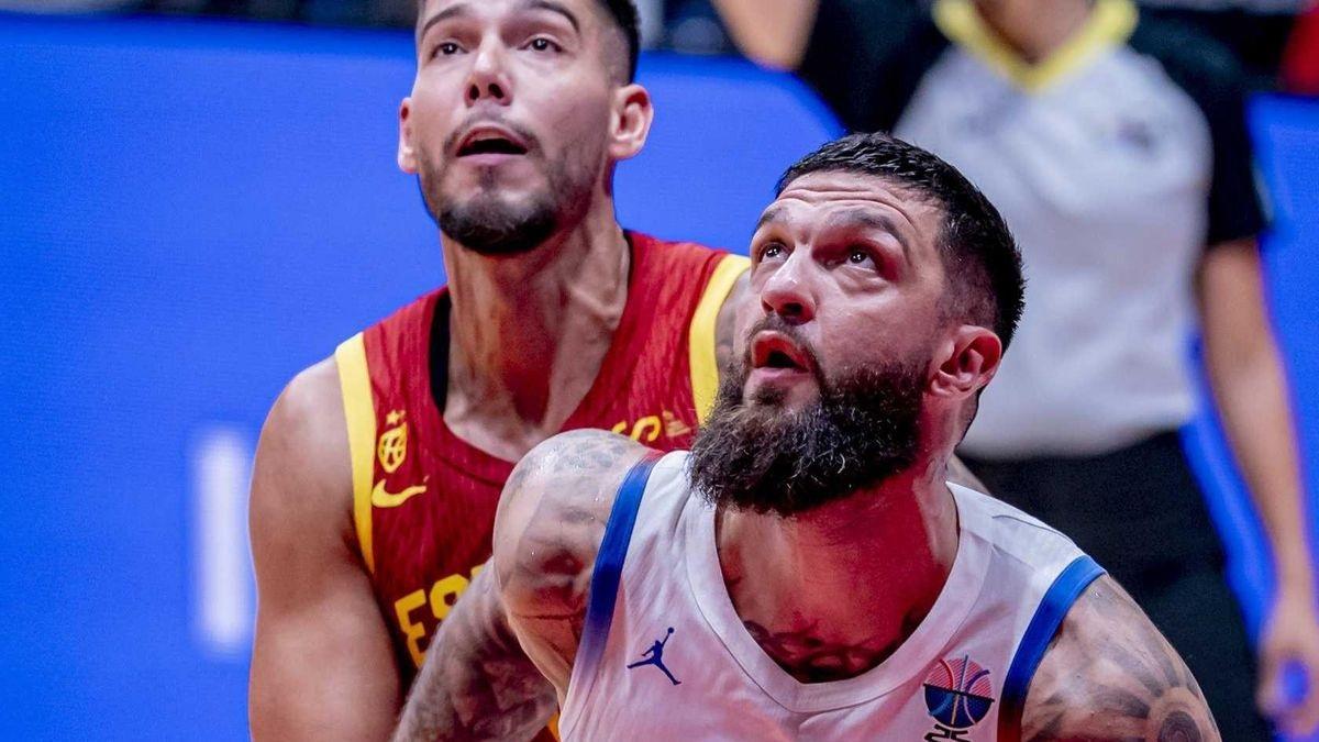 El pívot francés jugó su último partido con Francia en la preparación del Eurobasket ante España en el Olímpic