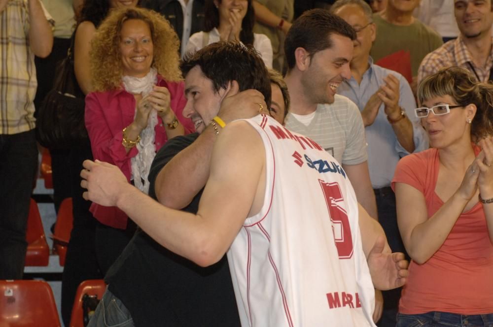 Fotos de la celebració de l'ascens a Huelva i del partit anterior al Nou Congost