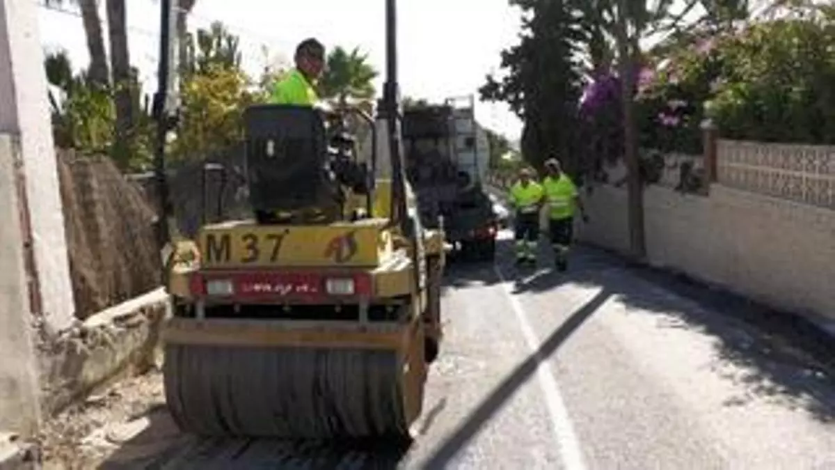 Arrancan las obras de mejora de la carretera de acceso a la urbanización Buenos Aires de Elche