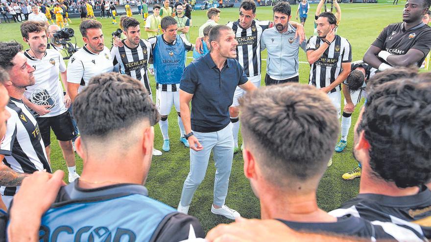 El ripollès Albert Rudé truca a la porta del futbol professional