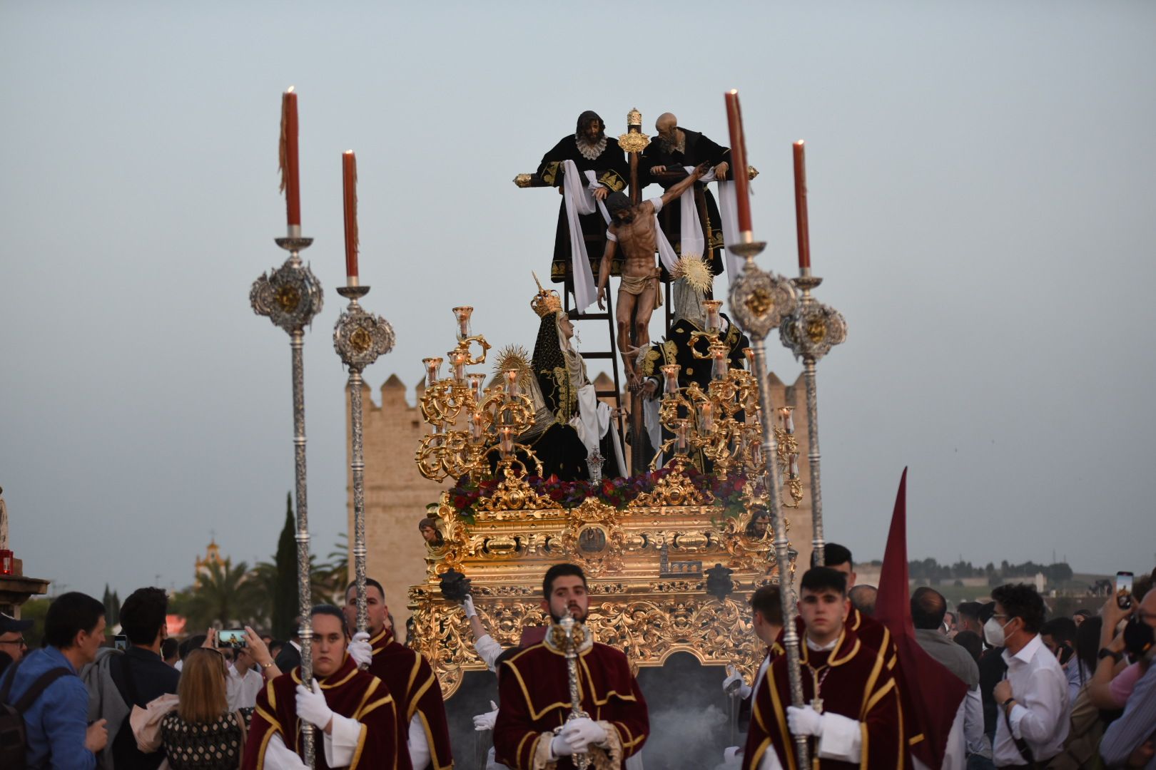 El Descendimiento entre dos orillas