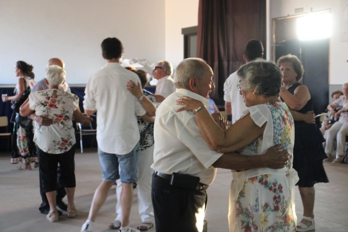Villanueva de Valrojo festeja a su patrona
