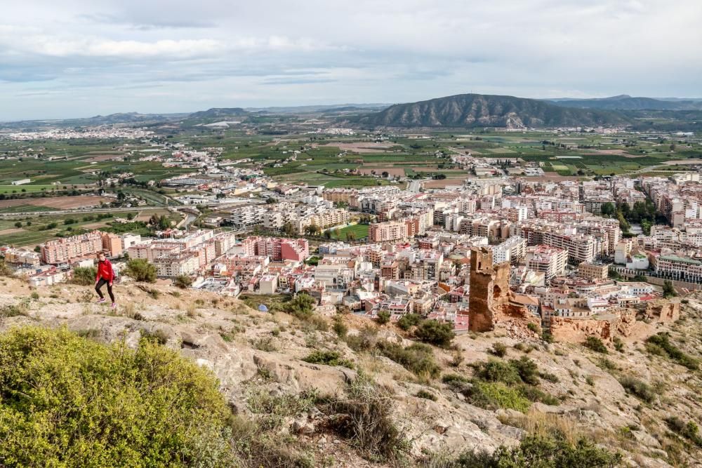 Derrumbe de parte de la Torre Taifal de Orihuela