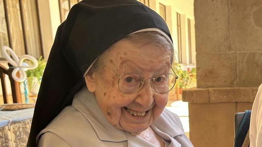 Sor Lidia celebra sus cien años en Mallorca: la monja que ha pasado por conventos de toda España