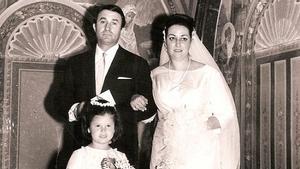 Bernabé Martí, el día de su boda con Montserrat Caballé, en 1964, en el Monasterio de Monserrat. 