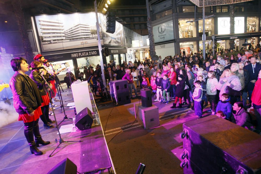 Encesa de llums de Nadal a Platja d'Aro amb els Pastorets Rock