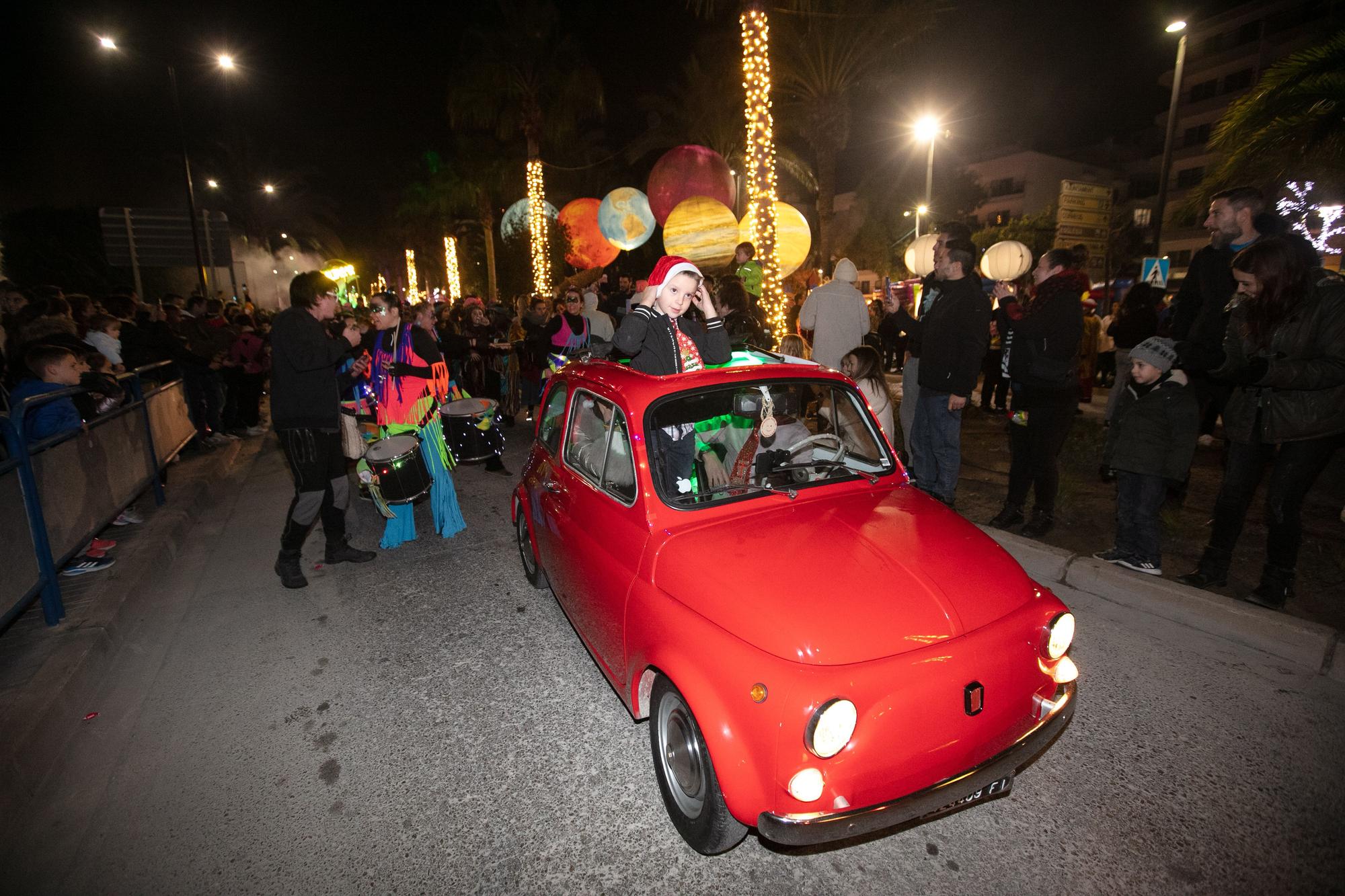 Mira aquí todas las fotos de la cabalgata de Reyes Magos 2023 en Sant Antoni