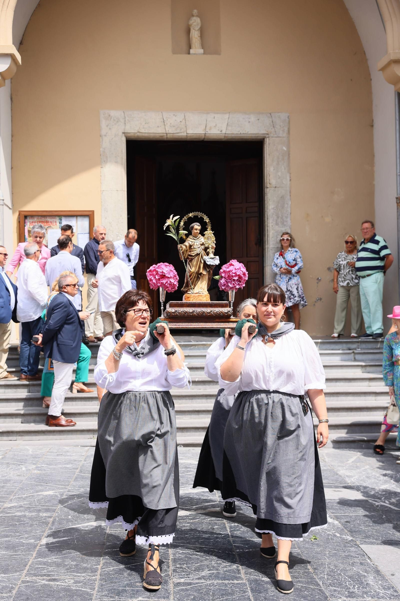 EN IMÁGENES: así fue el día de L'Amuravela en Cudillero