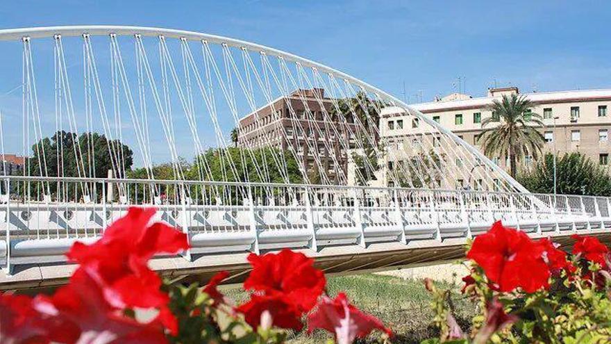 Un paseo por la moderna y barroca ciudad de Murcia