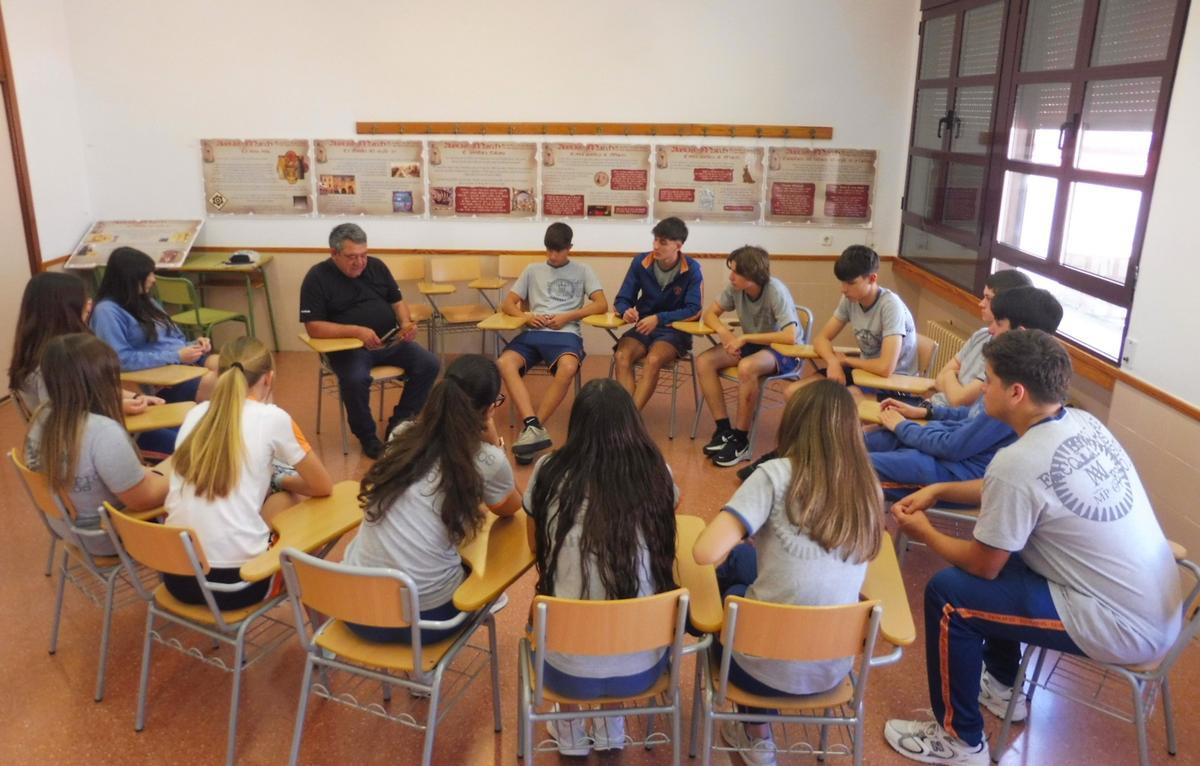 Charla de Salvador.