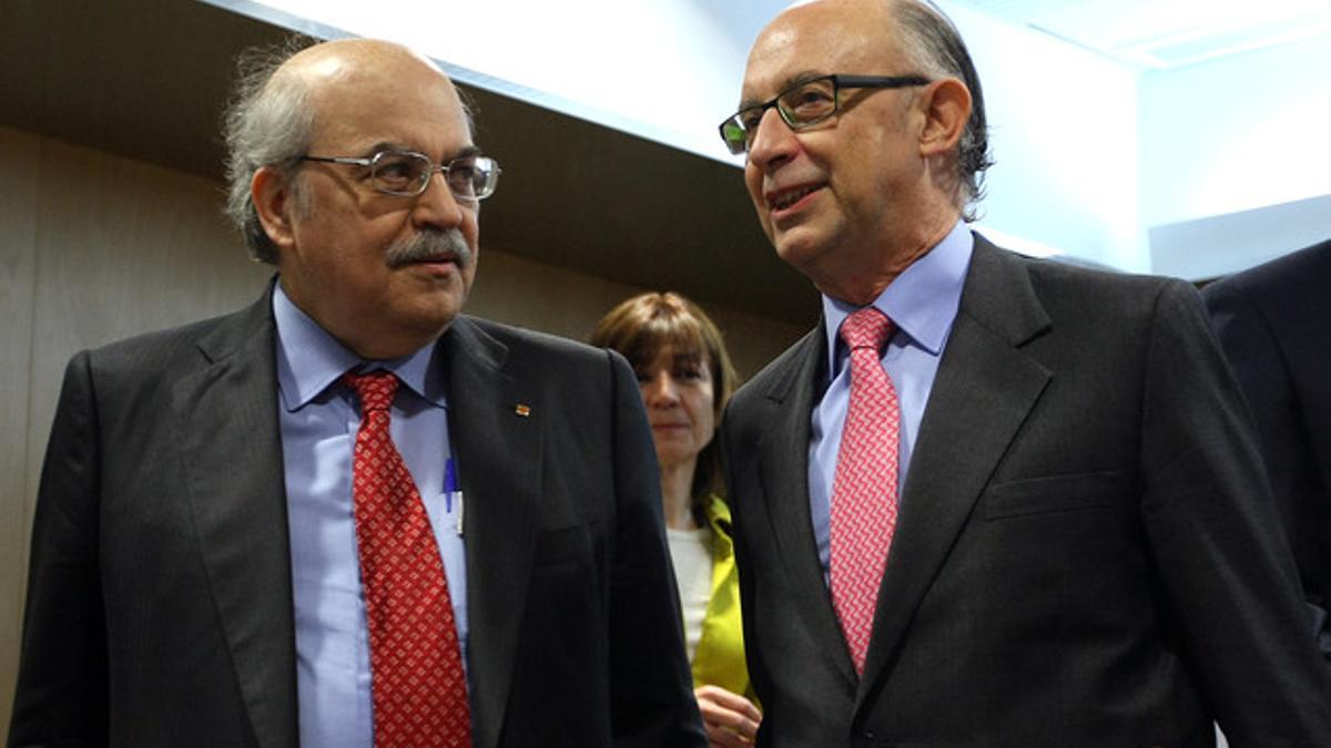 El 'conseller' de Economia, Andreu Mas-Colell, y el ministro de Hacienda, Cristóbal Montoro, durante la reunión del Consejo de Política Fiscal, el pasado 6 de marzo.