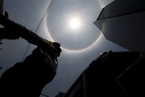 Un gran halo solar asombra a los mexicanos