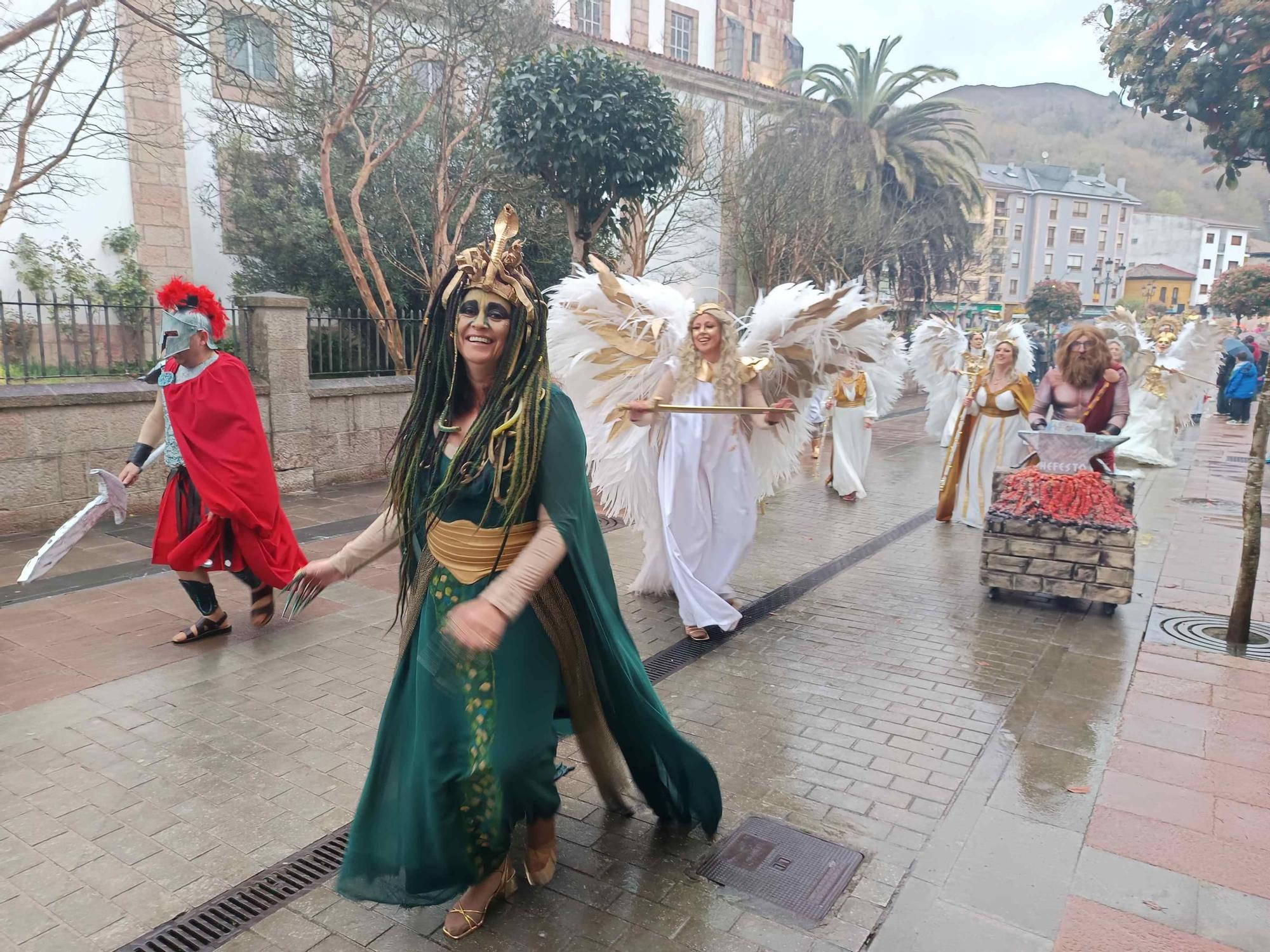 En imágenes: Así fue el desfile de Carnaval de Cangas de Onís