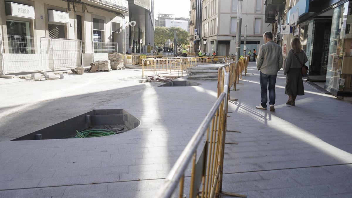 Vista de les obres que es porten a terme al carrer Guimerà