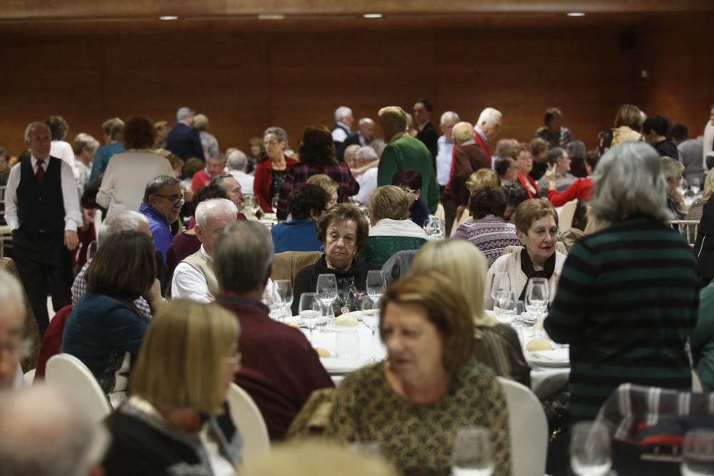 Comida de los jubilados de la asociación Tierno Galván