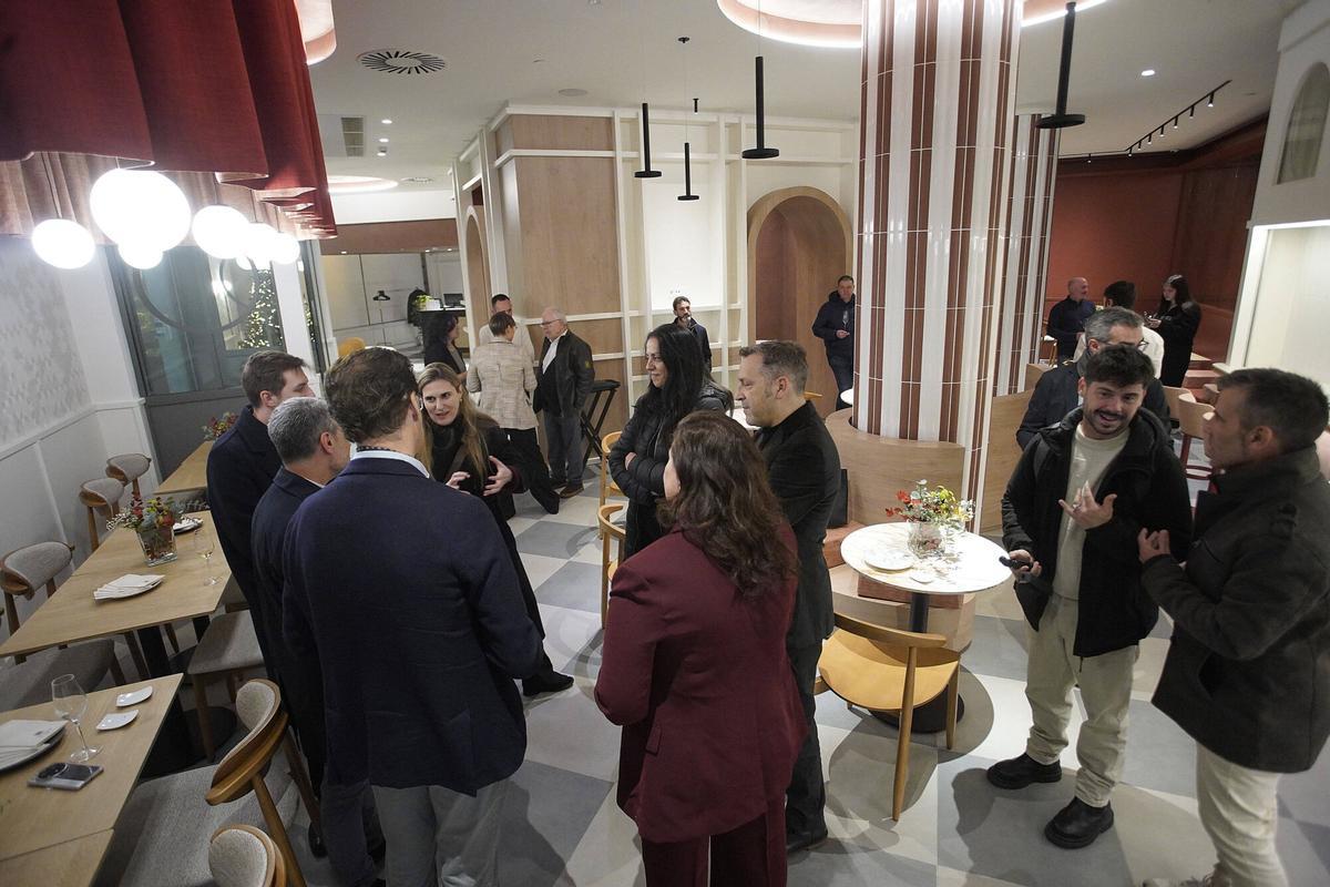 Girona Inauguració del restaurant cafeteria hotel Ultonia