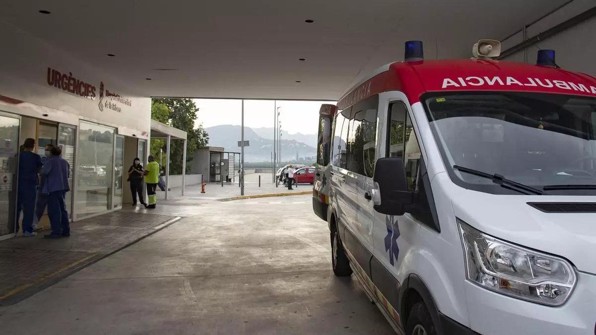 NIÑA ALZIRA | Los padres de la niña de Alzira fallecida dicen que fue dada de alta en la clínica tras estar cuatro horas en observación y con problemas