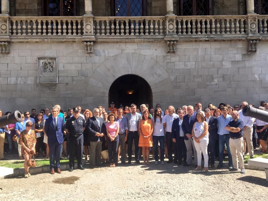 Minutos de silencio en Mallorca en recuerdo a las víctimas del los atentados de Cataluña