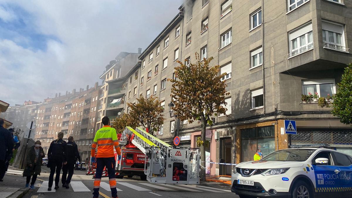 Incendio en un domicilio de la calle Dario de Regoyos